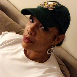 Meet your Posher, Kyla